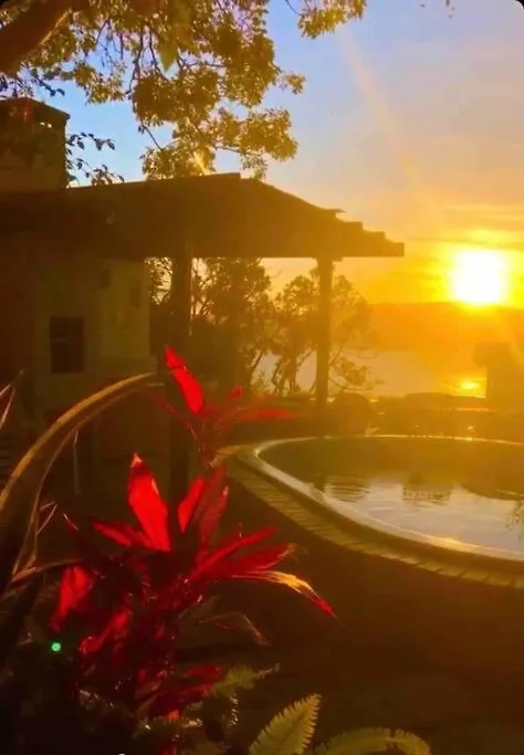 Apto 10, Tematico Veuve Clicquot Com Jacuzzi Na Morada Do Ganso Bombinhas 0*,  Brasil